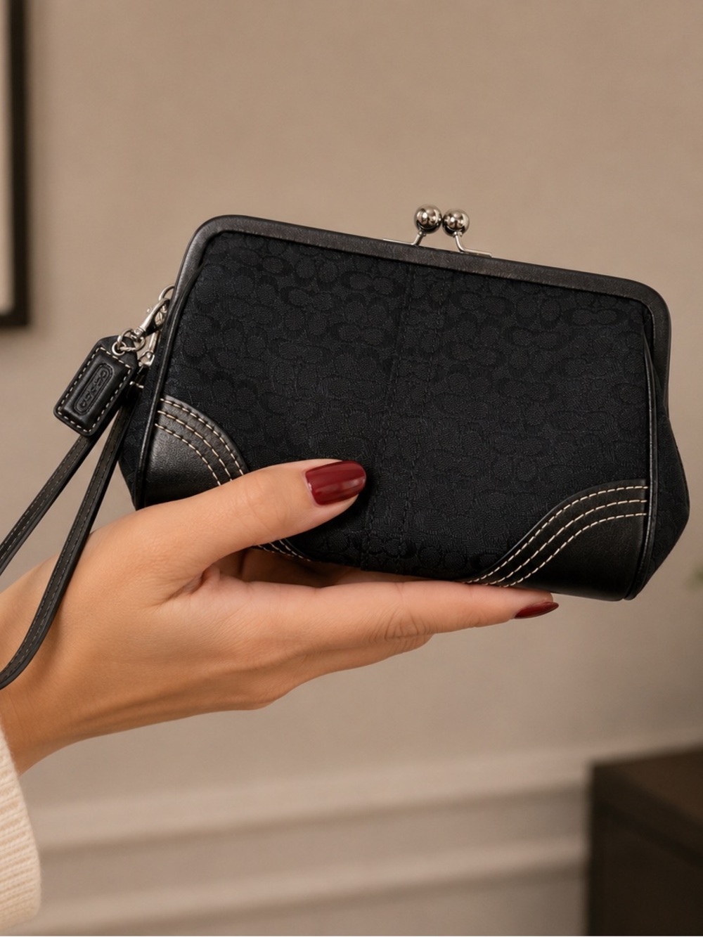Coach Vintage Soho Signature Jacquard KissLock Wristlet
